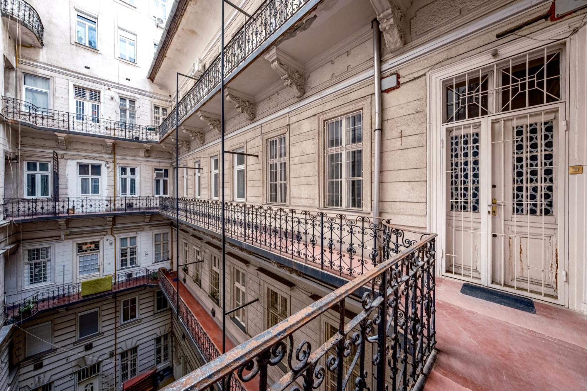 Soho Downtown Apartment